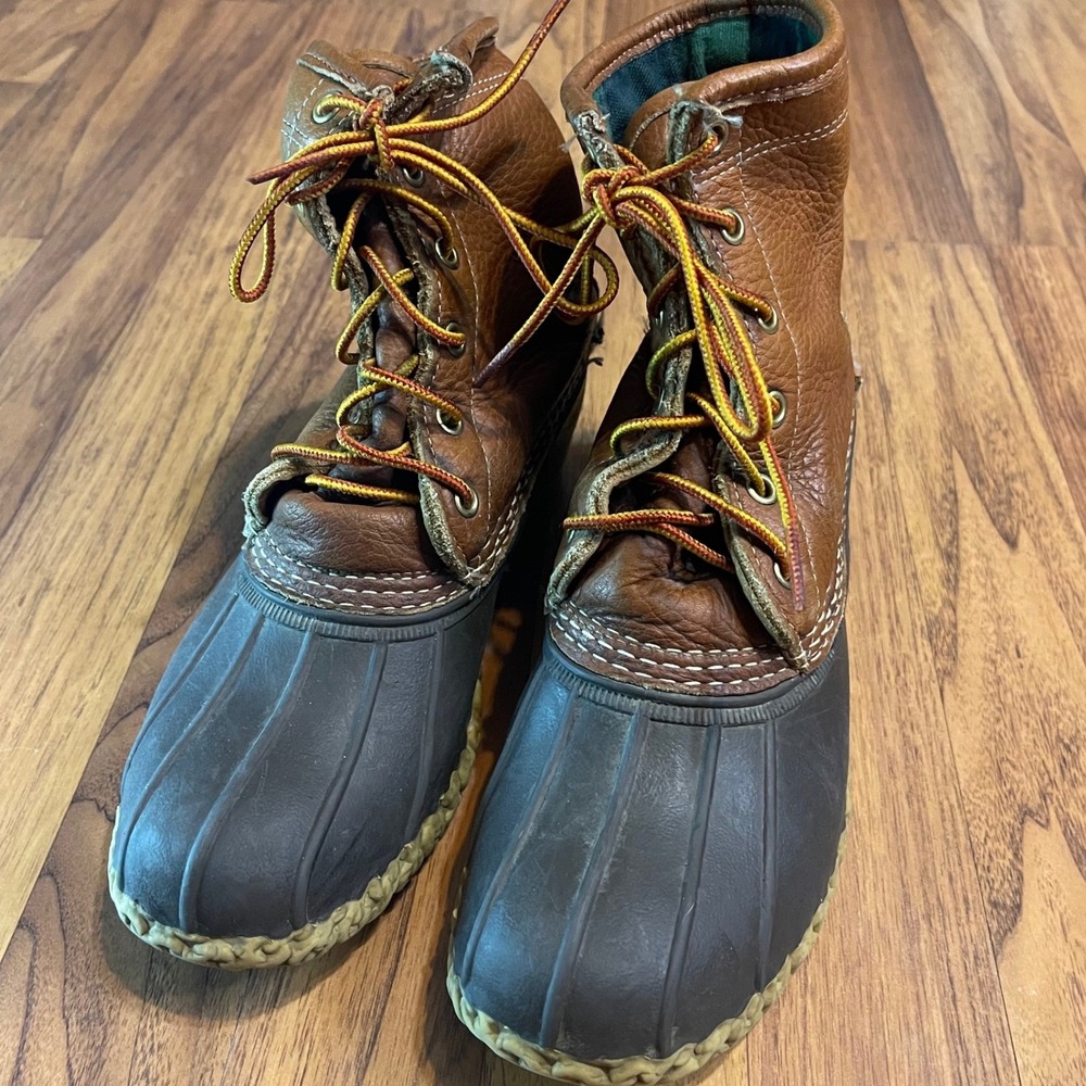 LL Bean Boots Mens 8 M Duck Boots Flannel Lined Brown Leather Rubber 6 Inch